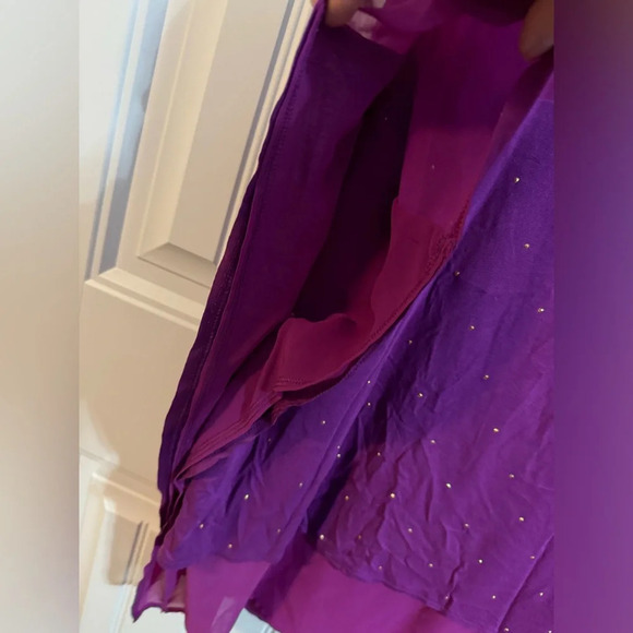 Jennifer Lopez Purple and Gold Embellished Blouse - Picture 5 of 6